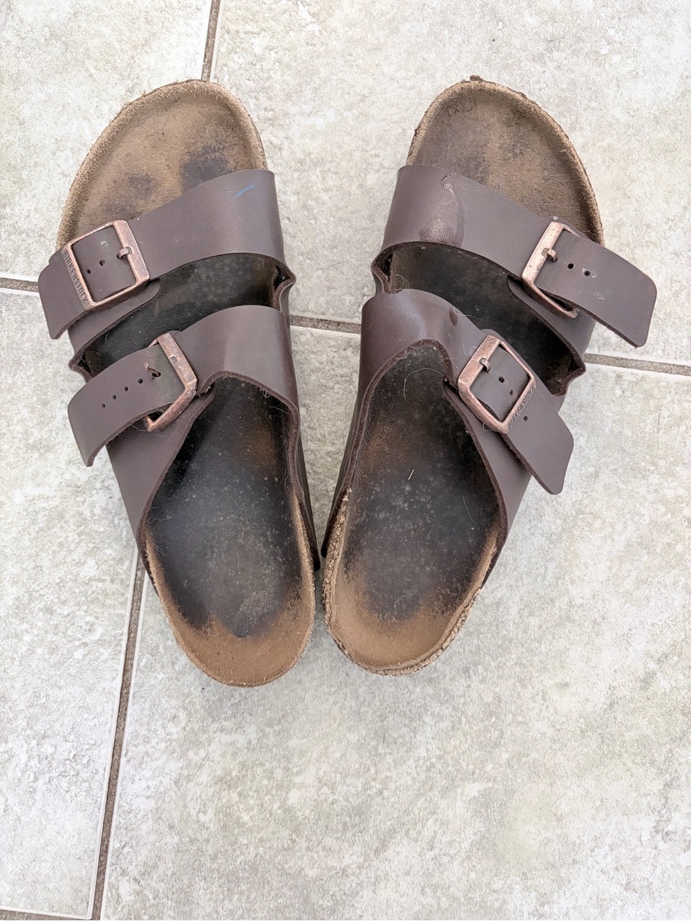 Men’s size 9 used Birkenstock brown Slide Sandals
